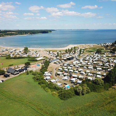 Vikaer Strand Camping & Cottages Diernæs المظهر الخارجي الصورة
