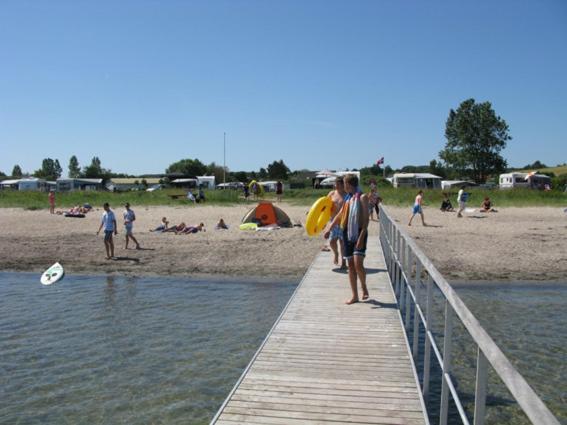 Vikaer Strand Camping & Cottages Diernæs المظهر الخارجي الصورة